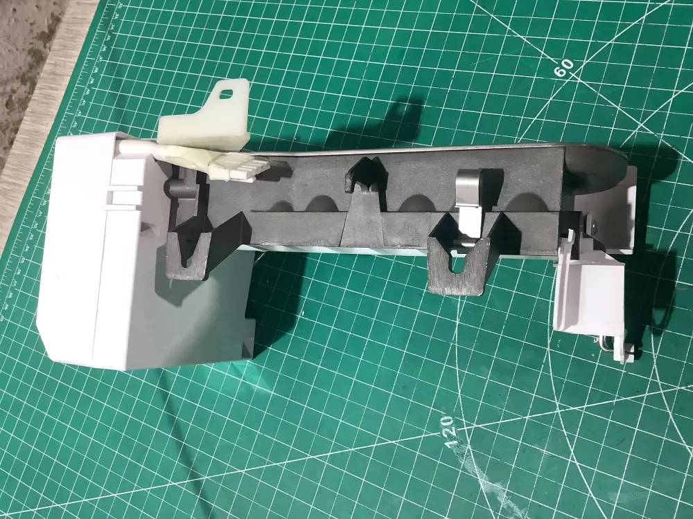 Whirlpool W11529131 Refrigerator Ice Maker AZ191123 | SL112