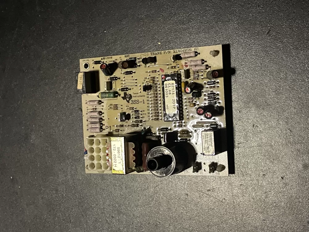 Emerson  Trane X13650876-02  3603-C01310 Furnace Control Board