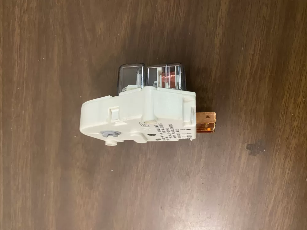 Whirlpool Kenmore W10822278 Refrigerator Defrost Timer AZ86050 | BK809
