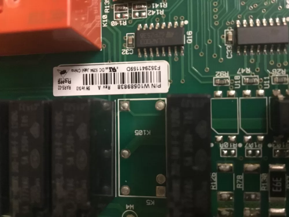 Whirlpool Maytag W10589838 WPW10589838 Refrigerator Control AZ18445 | NR64