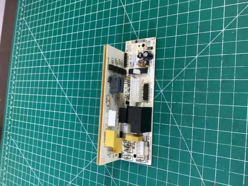 Emerson E230073 Microwave Control Board AZ176764 | NR2637