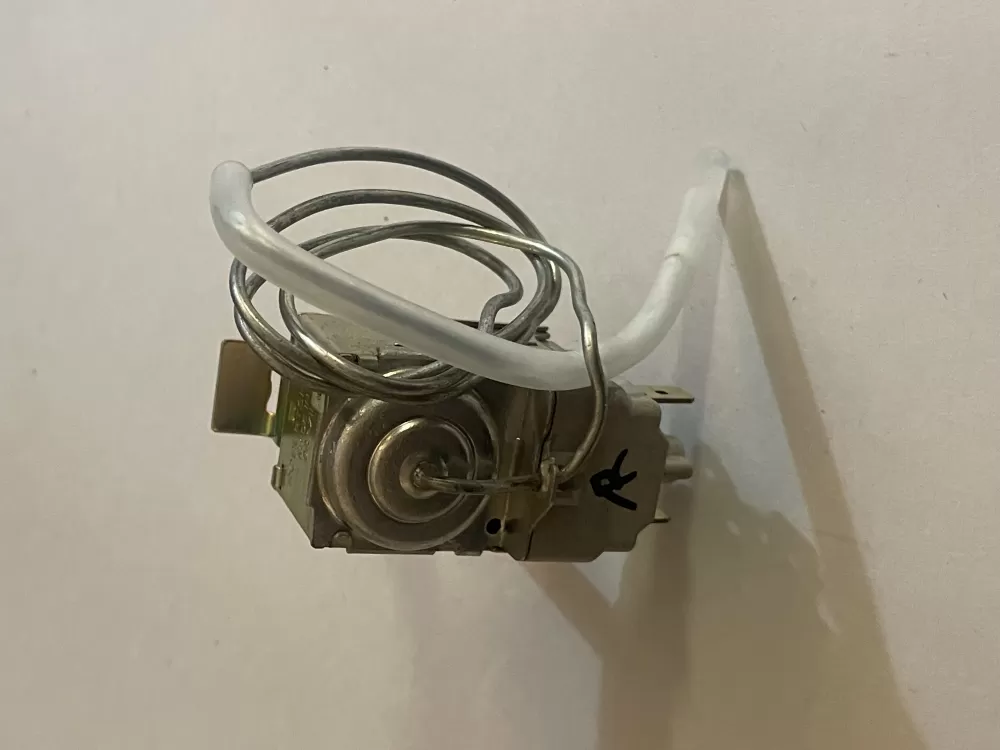 GE Wr09x10104 Refrigerator Temp Thermostat Cold Control AZ171535 | KM2586