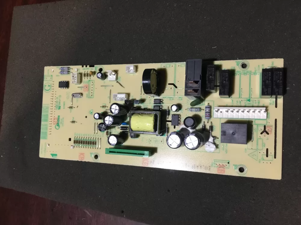 Magic Chef E173873  EMLAUXX-21-K-CKD Microwave Display Board