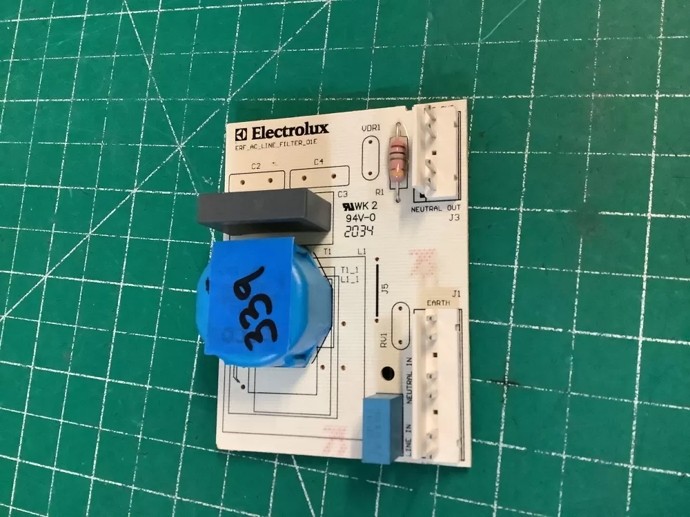 Frigidaire A05172504A Refrigerator Control Board AZ225341 | NR339