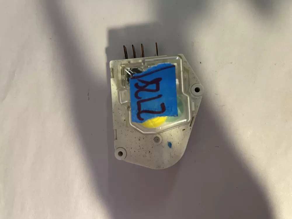 Frigidaire Kenmore AP2111929 12762 Refrigerator Defrost Timer AZ198388 | KM2728