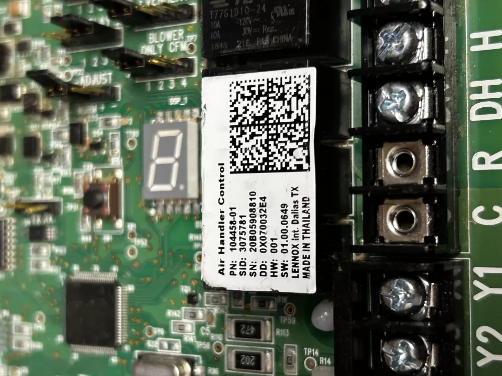 Lennox  Rheem 104458-01 Furnace Control Board