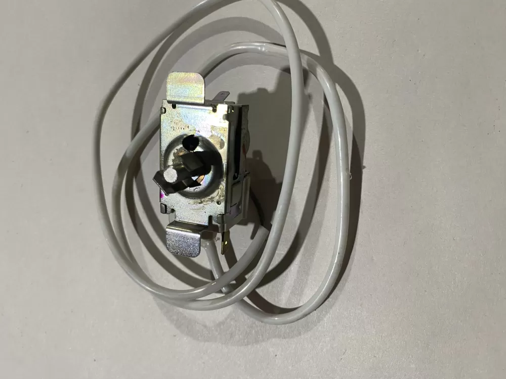 Whirlpool Maytag 450226-16 Refrigerator Thermostat AZ145228 | BK1967
