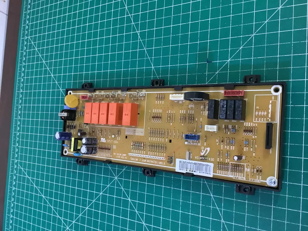 Samsung DE92-02588H Range Control Board AZ207367 | NRV914