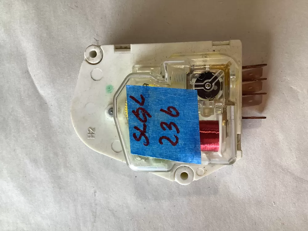 Frigidaire Kenmore AP2111929 12762 Refrigerator Defrost Timer AZ150932 | SL236
