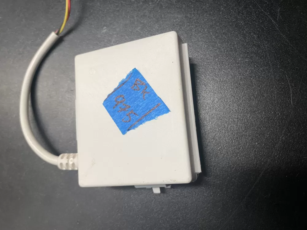 Thermador T181D905LP Refrigerator Control Board Module AZ21819 | BK975