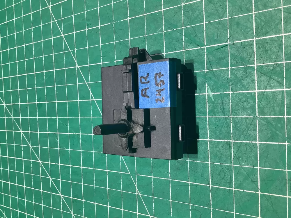 Whirlpool  W10913965 W11103598 Washer Temperature Switch AZ146496 | AR2457
