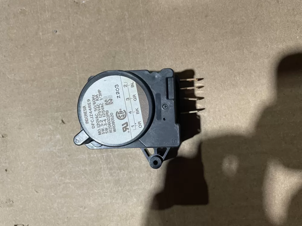 GE 162D6022P19 WR090520 Refrigerator Defrost Timer  AZ84412 | KM1009