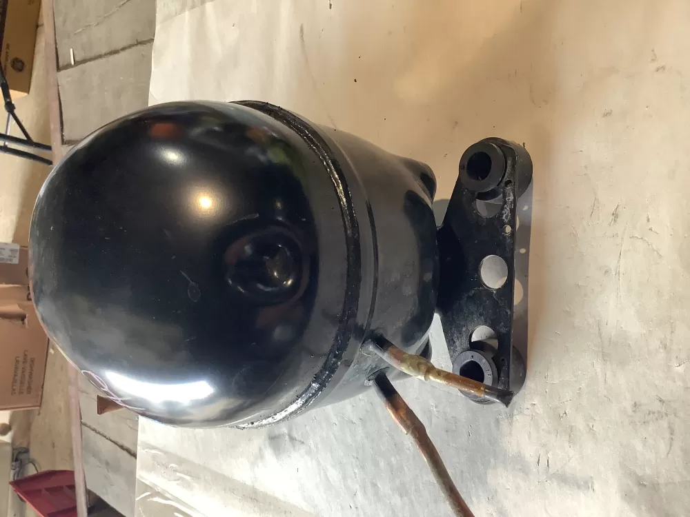 Kenmore EM3Y60HLP Refrigerator Compressor AZ150863 | SL281