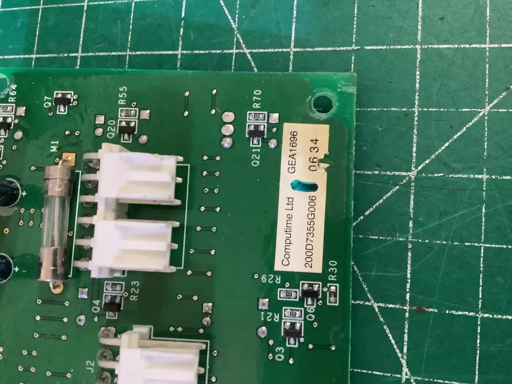 GE Hotpoint 200D7355G006 Refrigerator Control Board Dispenser AZ196373 | NR305