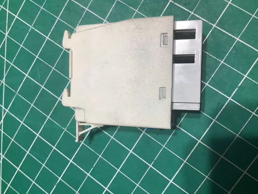 Miele 5867920 Washing Machine Heater Relay AZ159570 | SL128