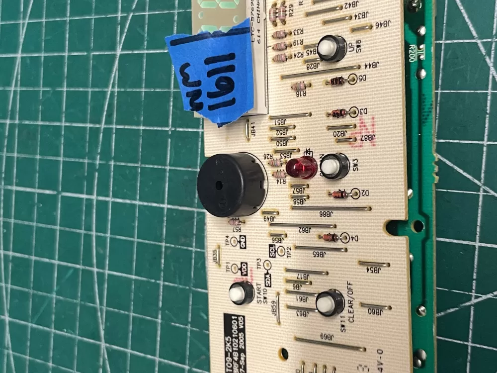 GE 8RF4B10210601 T09 2K5 Oven Control Board Wd 11206 AZ211081 | Wm1611