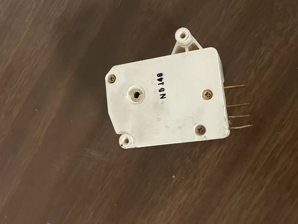 Kenmore Hotpoint AP2061721 Refrigerator Defrost Timer AZ42396 | Wm1373