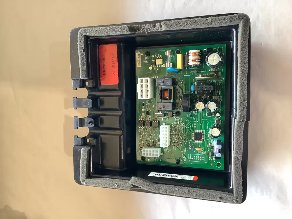 Electrolux  Frigidaire  Kenmore 241511102  AP3683024  240596401  1056492  7241511102  AH976761  EA976761  PS976761 Refrigerator Control Board