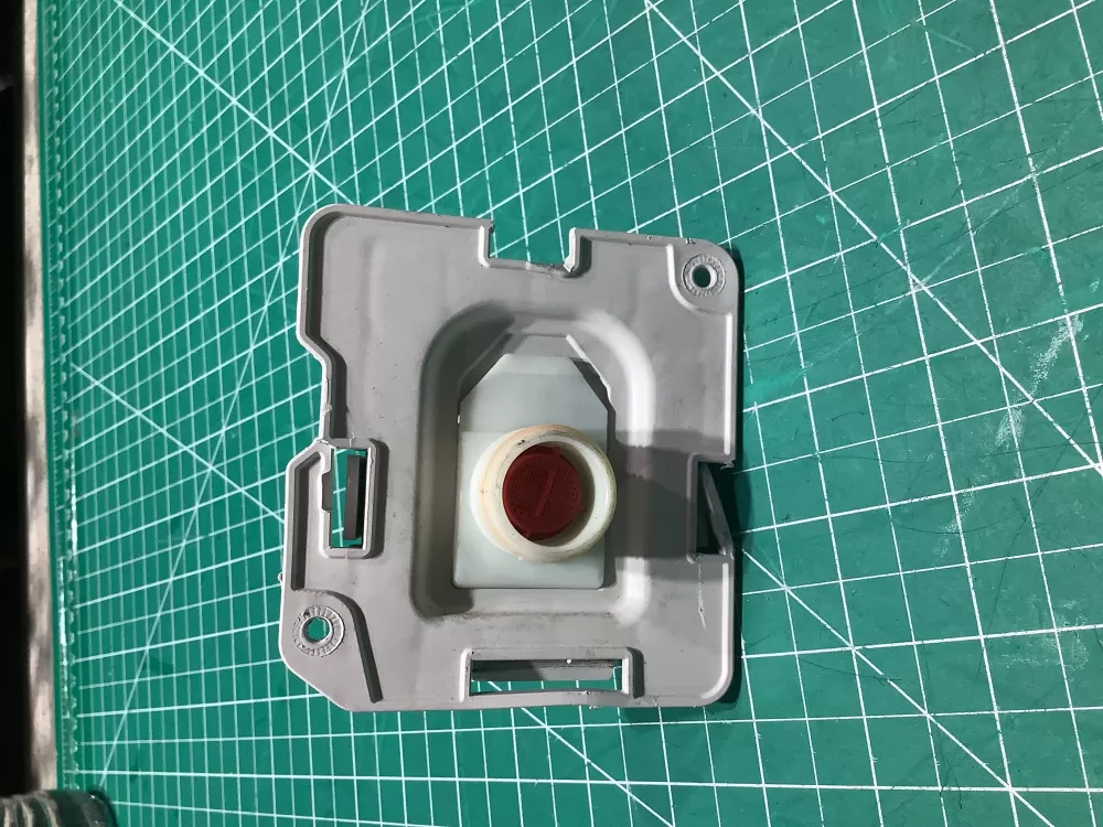 9000230073  33290147 BOSCH WASHER WATER INLET VALVE AZ142160 | SL271