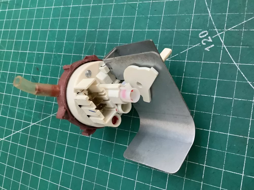 GE 175D4766P014 WH12X10378 Washer Pressure Switch AZ218042 | SLA157