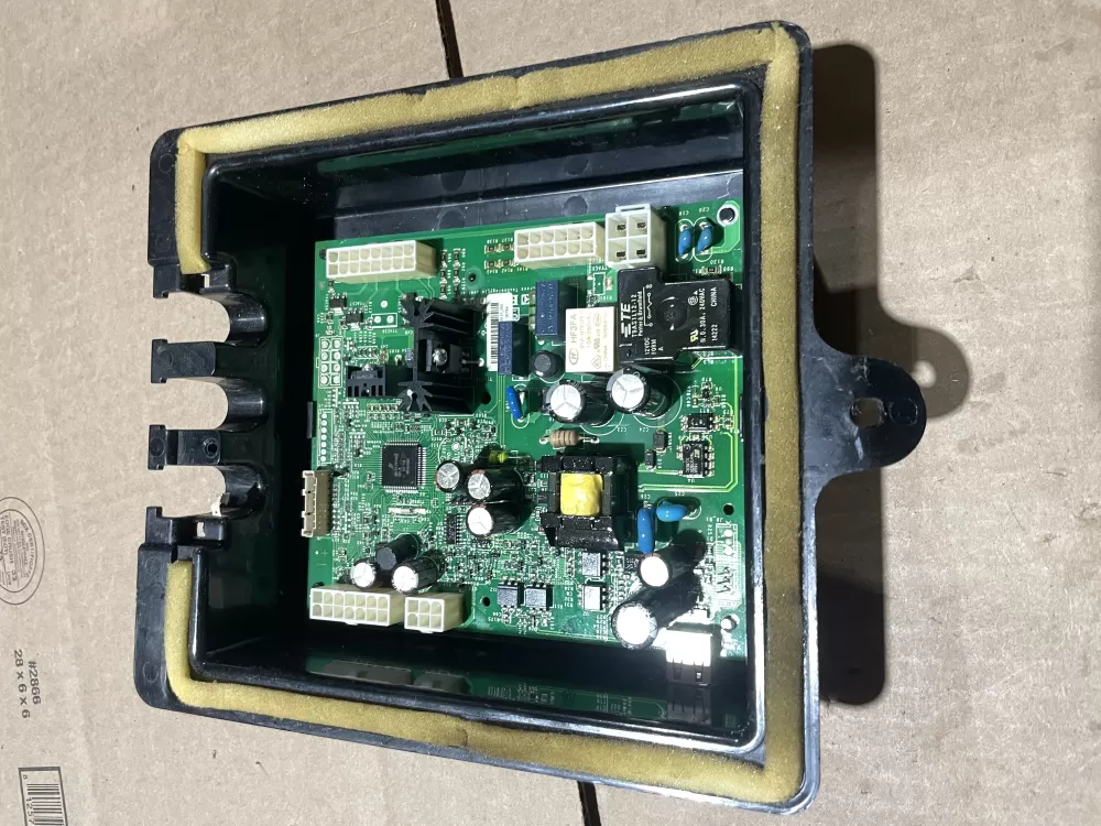 Frigidaire 5304497976 242268901 Refrigerator Main Control Board AZ79312 | Wmv521