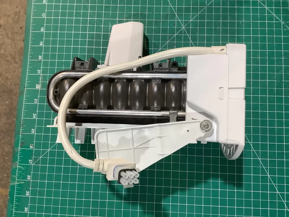 GE Kenmore 200d1181g026 Refrigerator Ice Maker AZ229719 | SLA147