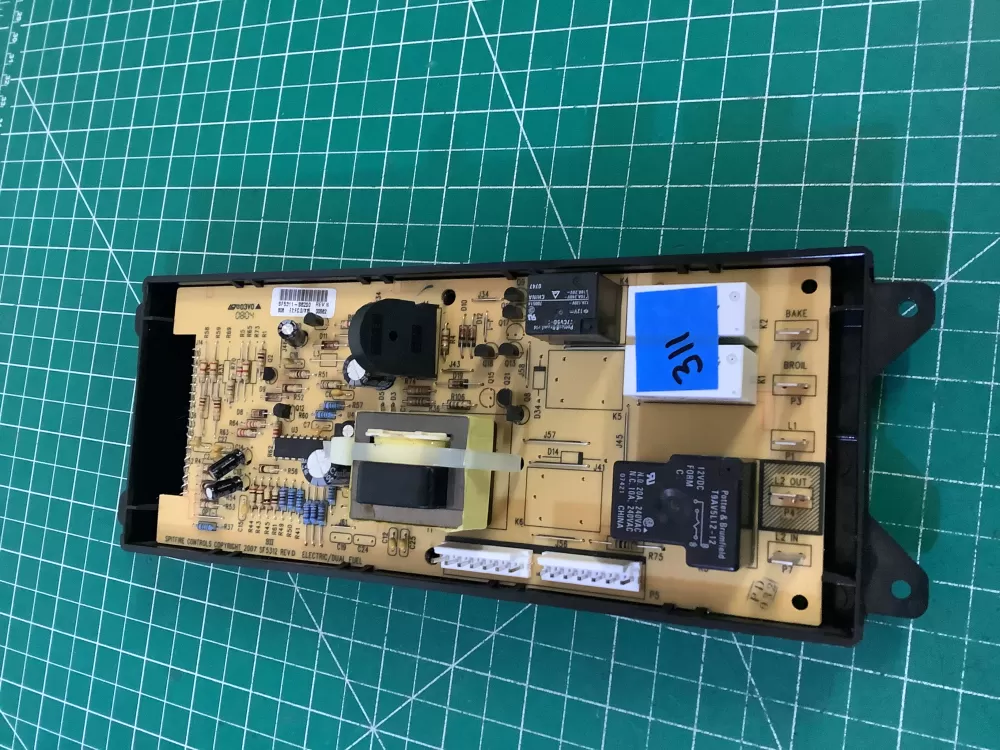 Frigidaire Electrolux SF5311 S8200 Range Stove Control Board AZ204338 | NR311