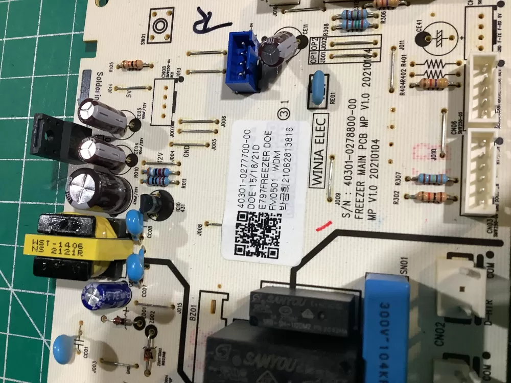 Kenmore 40301-0277700-00 Freezer Control Board AZ153475 | NR118