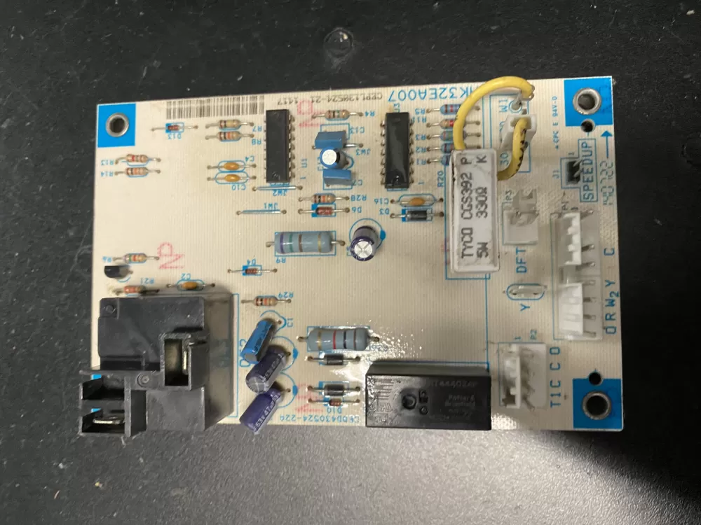 Carrier Bryant Furnace Defrost Control Board AZ872 | BK611