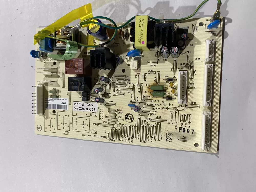 GE 200D6235G007 EBX1110P002 Refrigerator Control Board