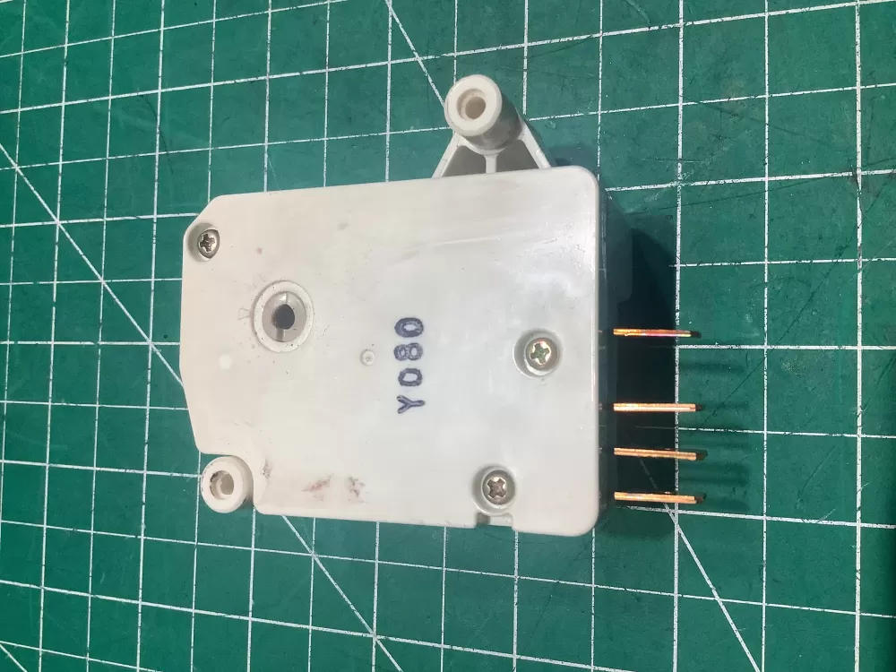 TMDJX35RB9 Tmdjx35rb9 Wr09x0483  Sankyo Defrost Timer AZ143205 | AR646