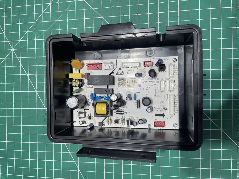Midea 17131000002821 UL-BD386WE-SQ 17131000012712 Freezer Control Board