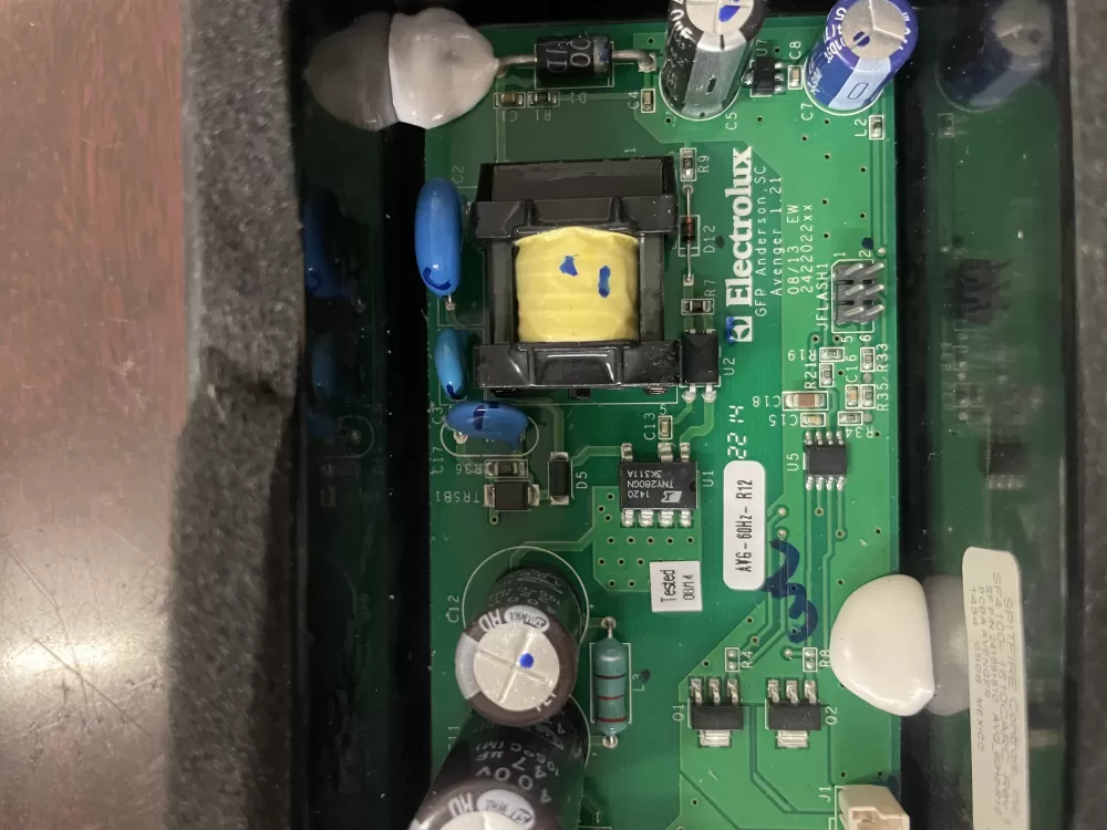 Frigidaire 241891810 Refrigerator Control Board AZ38734 | KM256