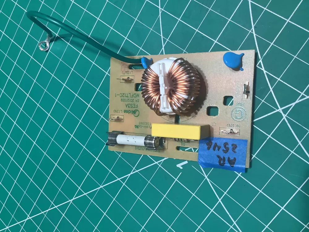 MIDEA Refrigerator Temperature Control Board 17131000011602 AZ167616 | AR2546