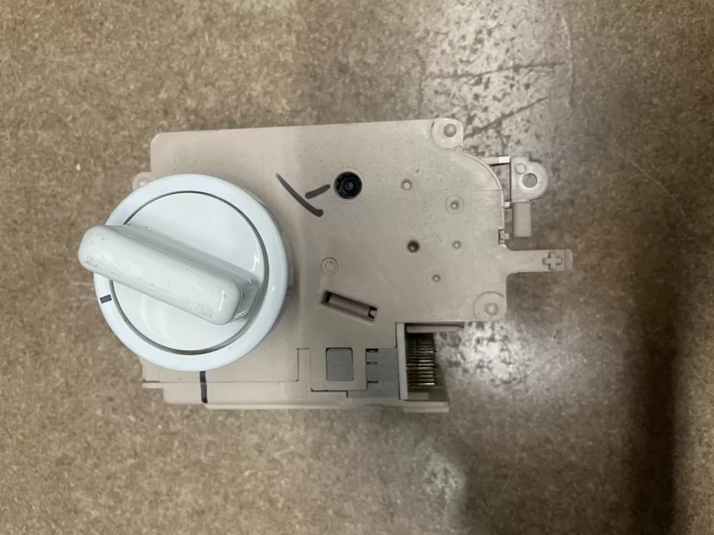 Frigidaire  GE  Kenmore 131758600B Washer Timer