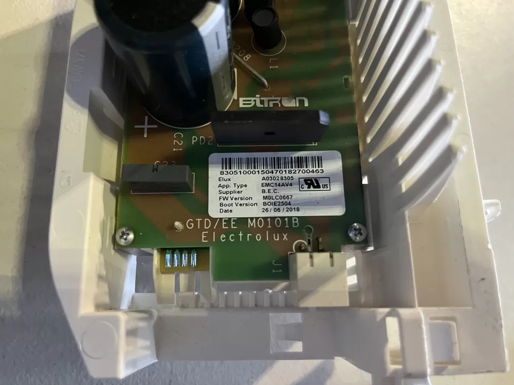 Electrolux A03028305 Control Board AZ41258 | V409
