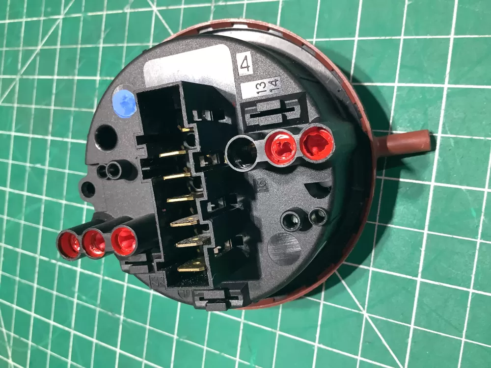 Whirlpool 8540223 8540224 Washer Pressure Switch AZ151490 | SL176
