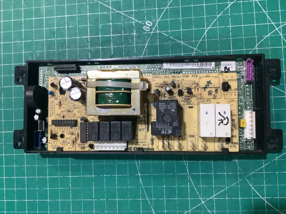 Frigidaire AP5807223 316560105  Control Board AZ229839 | AR2645