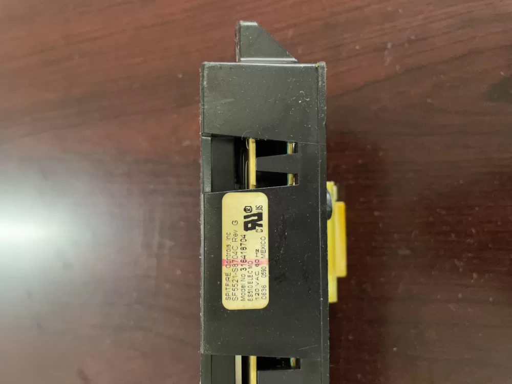 Electrolux SF5521-S8704 Range Display Control Board AZ91272 | KM1341