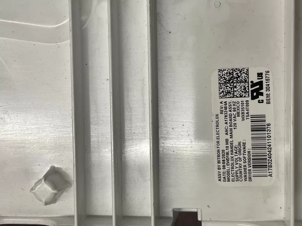 Electrolux EWD18L10MB Refrigerator Control Board Main AZ29074 | KMV21