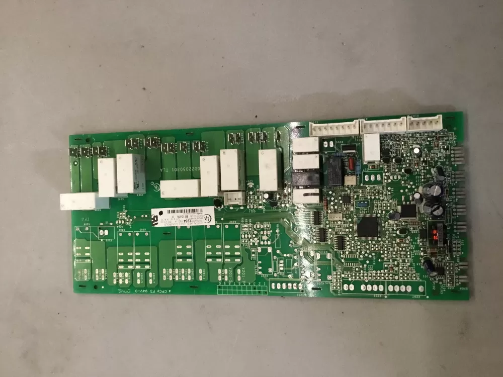 Genuine BOSCH Built-in Oven  Control Board # 646114 AZ98794 | BG65