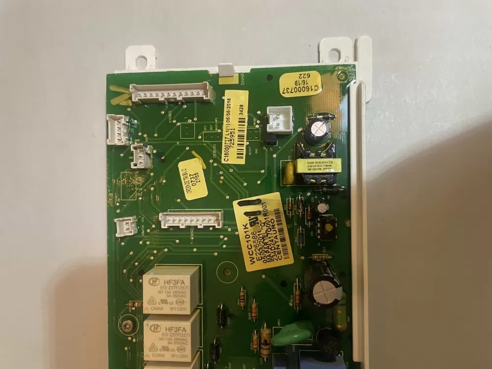 GE Hotpoint WCC101K Washer Control Board AZ191295 | KM2552