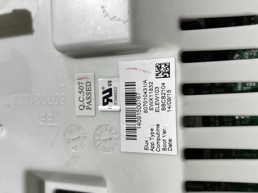 Electrolux 807010431 Washer Control Board Main AZ69210 | Wmv376