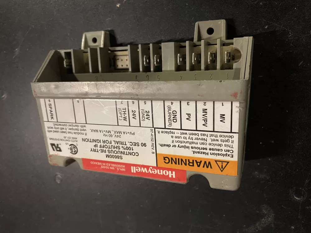  S8600M1021 Furnace Control Board Honeywell Module Pilot AZ25781 | BK83