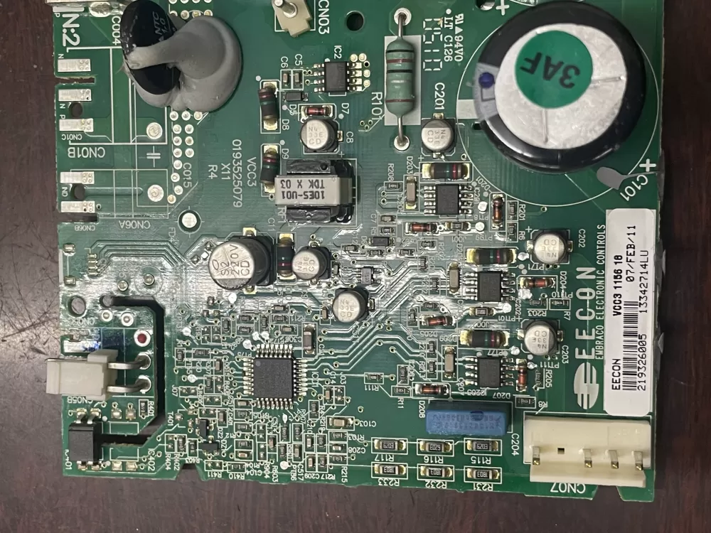 Frigidaire Refrigerator Control Board Vcc3 1156 18 AZ33727 | KM70