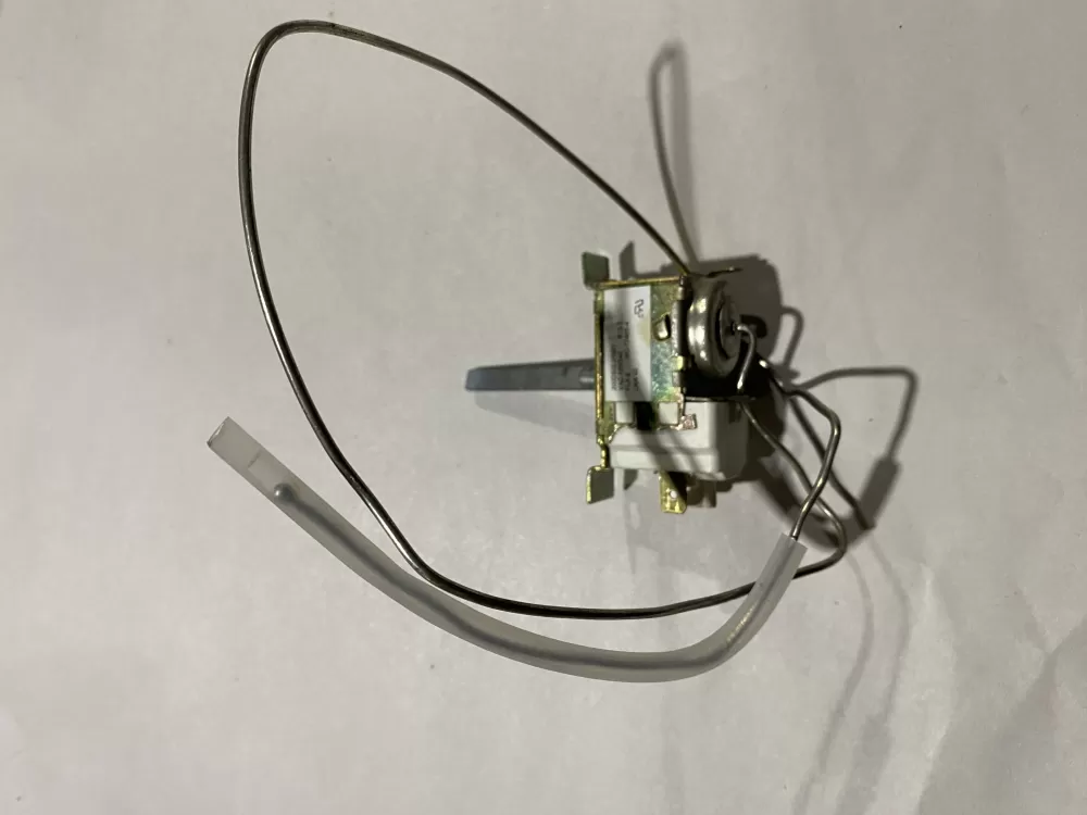 GE Wr09x10104 Refrigerator Temp Thermostat Cold Control AZ137976 | BK2374