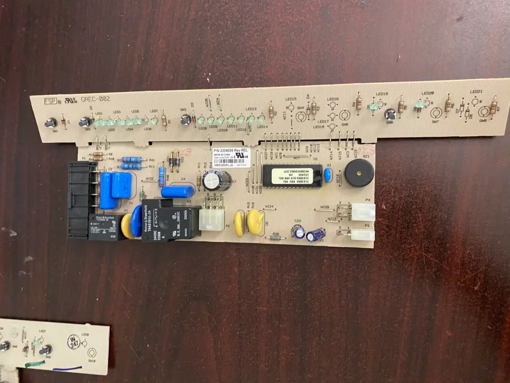 Whirlpool  8201673  AP3713826  2252197  2304009  8201673R  AH897373  EA897373  PS897373 