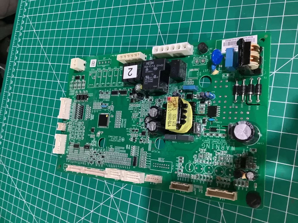GE  LG 197D8512G101 70213160101GA EBX1425P011 Refrigerator Control Board