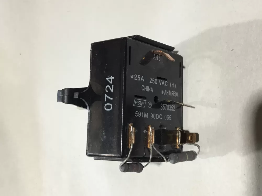 Maytag Whirlpool 8578352 Dryer Temperature Switch AZ102237 | Sl110
