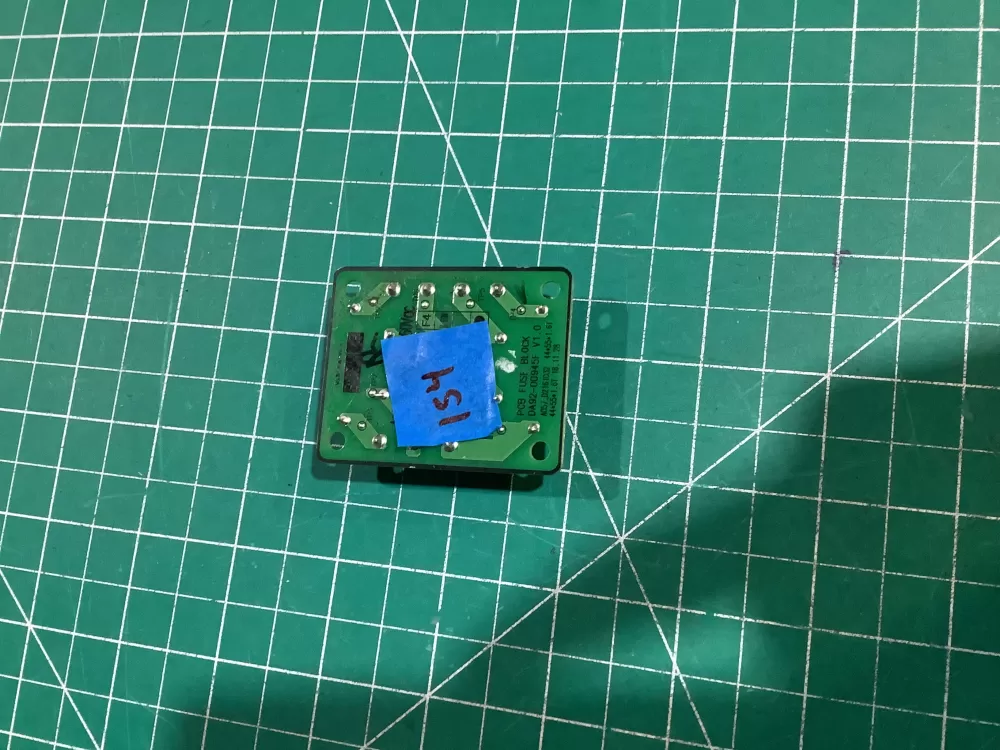 Samsung DA92 00945F Refrigerator Control Board Fuse AZ153540 | NR154